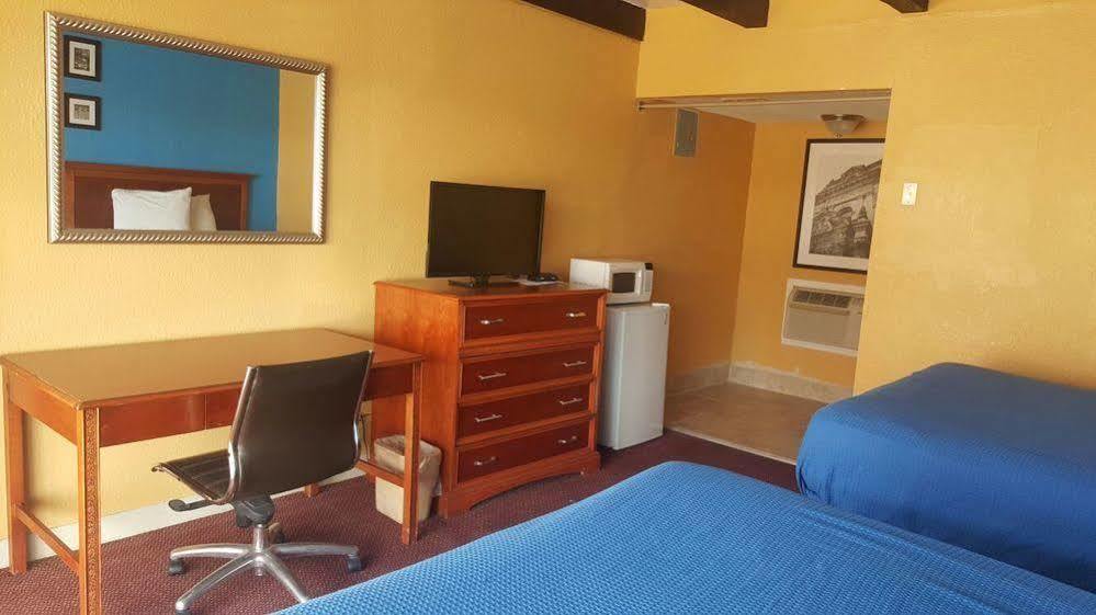 Glancy Motel Clinton Esterno foto